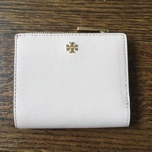 Tory Burch Soft pink bi-fold wallet